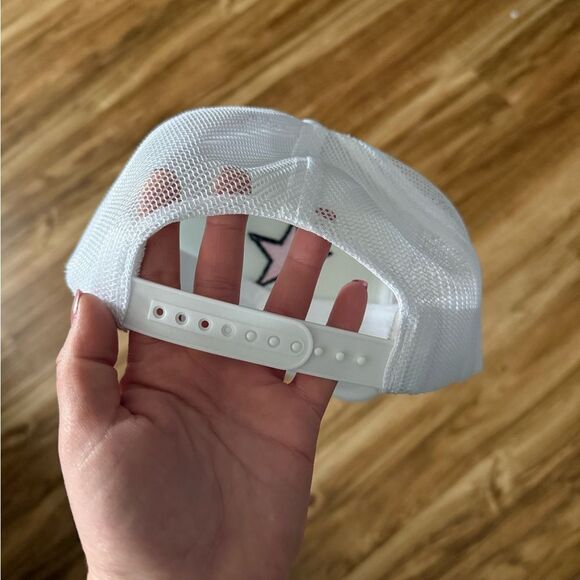 Katydid Pink Star White Hat NEW - Picture 2 of 2